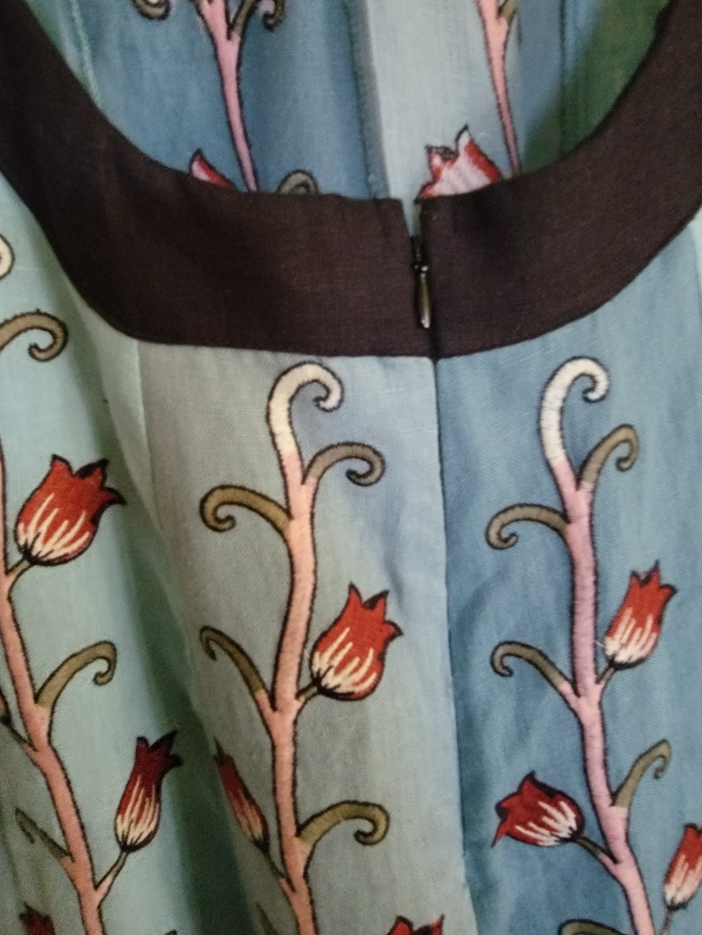 NWT FARM Rio Flowing Beauty Embroidered Midi Dress M Missi Pyle Closet - Picture 3 of 10